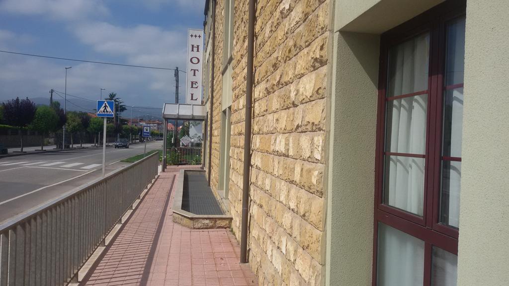 Hotel Alameda Вилавичоза Екстериор снимка