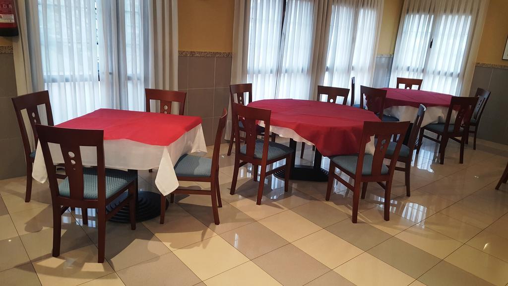 Hotel Alameda Вилавичоза Екстериор снимка